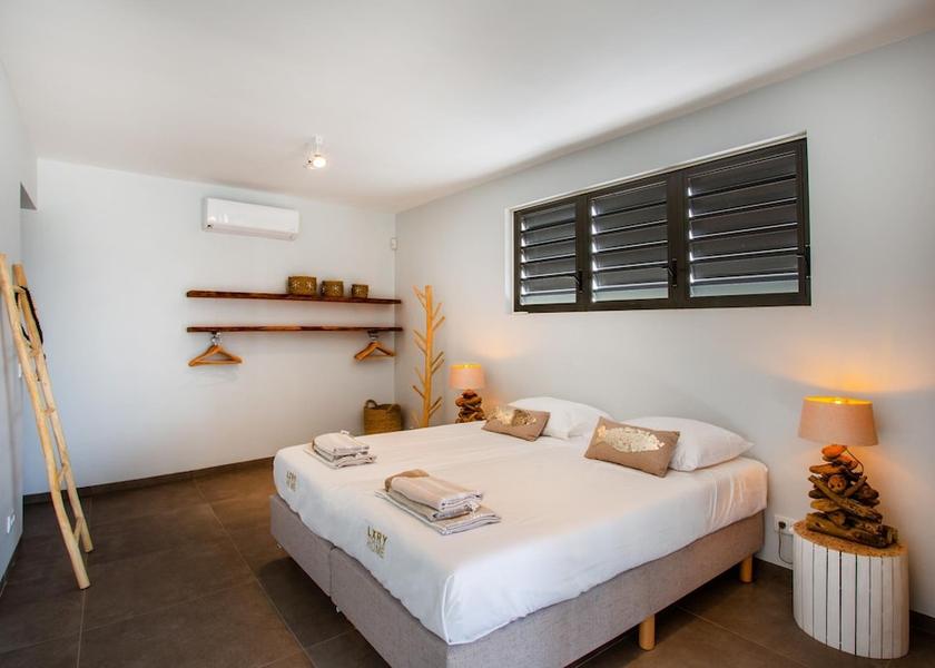  Jan Thiel Room