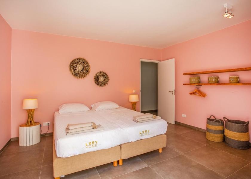  Jan Thiel Room