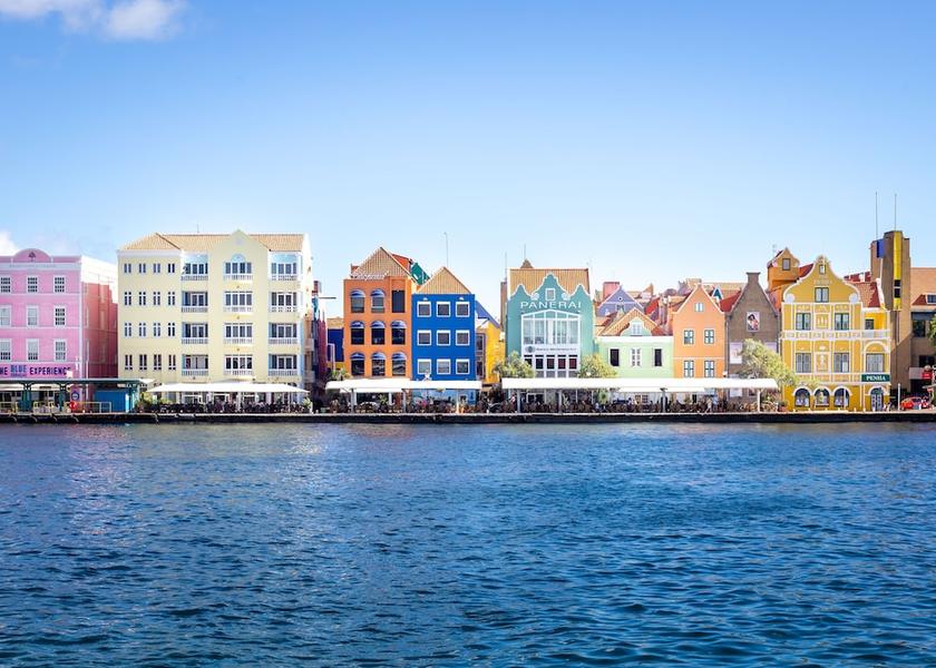  Willemstad Exterior Detail