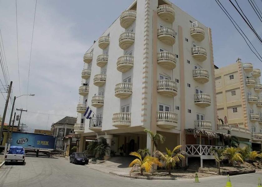 Atlantida La Ceiba Facade