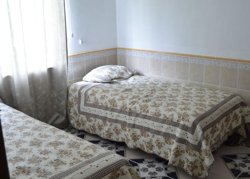 Islas de la Bahia Roatan Interior Entrance