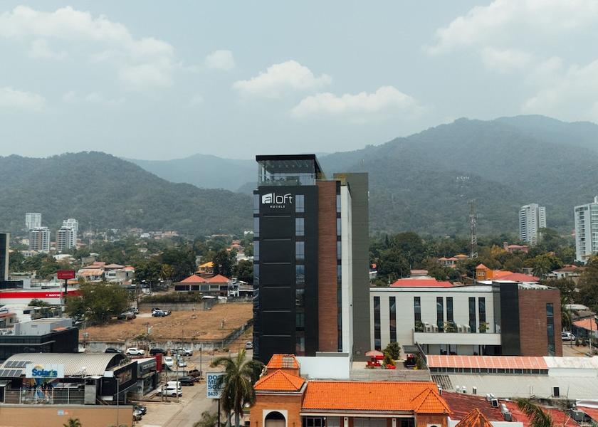 Cortes San Pedro Sula Exterior Detail