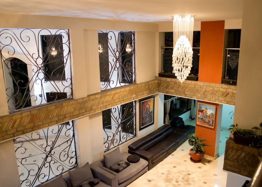  Port-au-Prince Reception