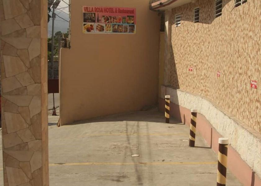  Port-au-Prince Exterior Detail