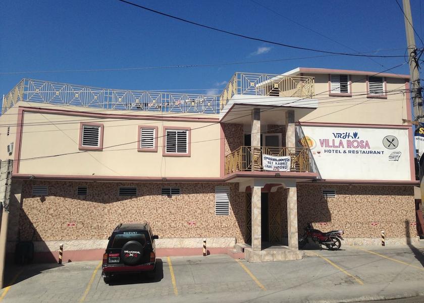  Port-au-Prince Facade