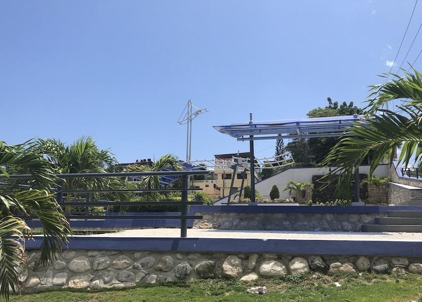  Port-au-Prince Exterior Detail