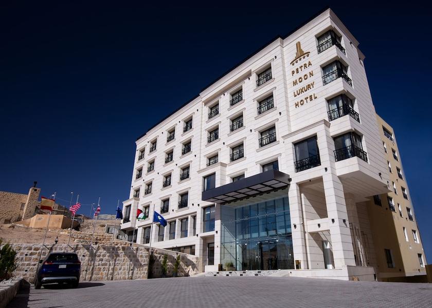 Ma'an Governorate Wadi Musa Exterior