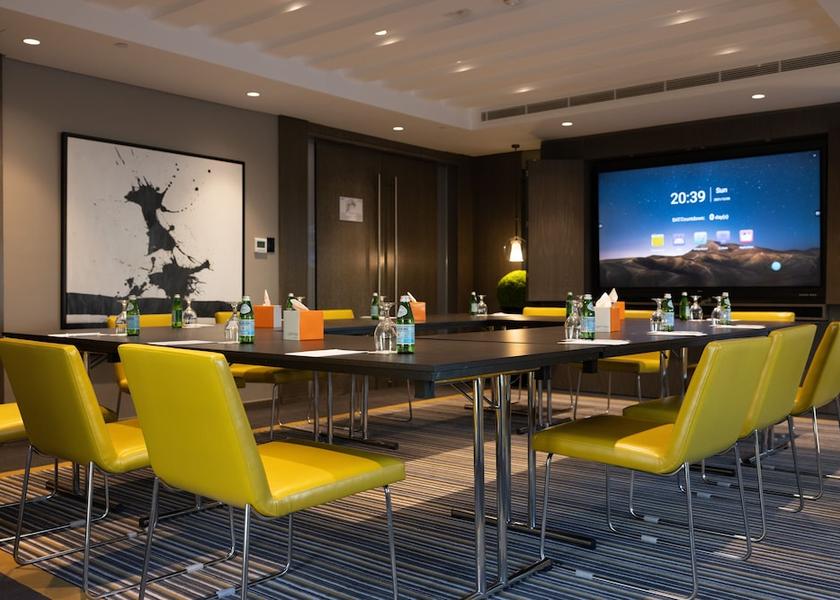  Amman Meeting Room