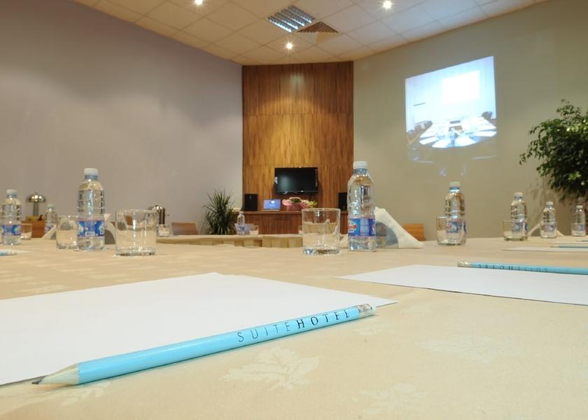  Majzoub Meeting Room