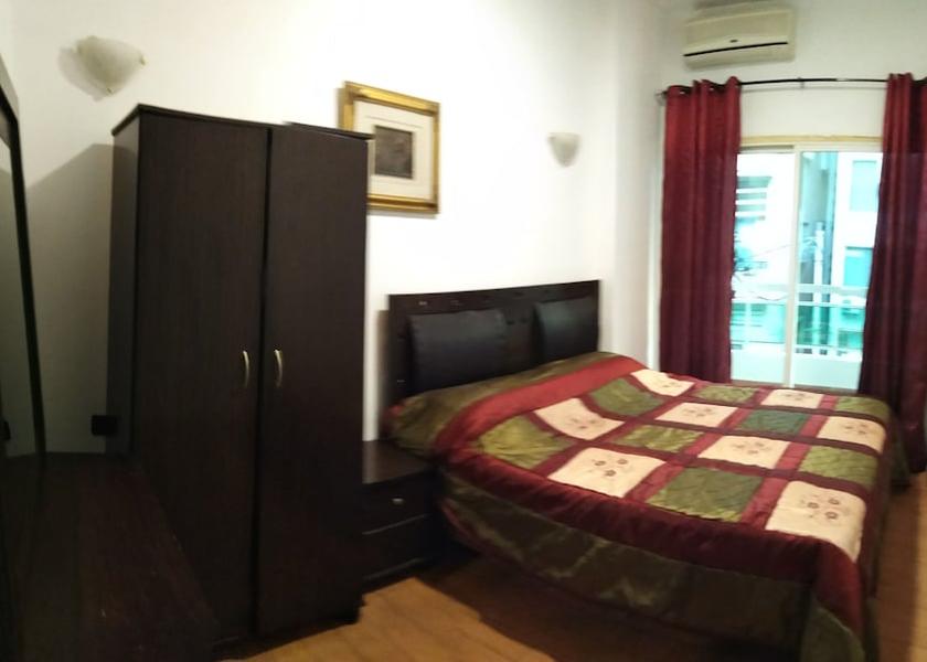  Beirut Room