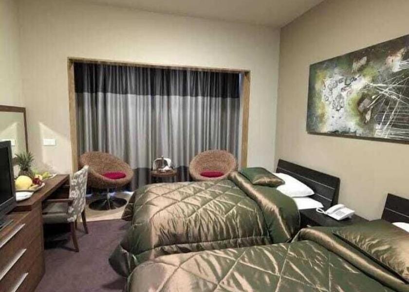  Beirut Room