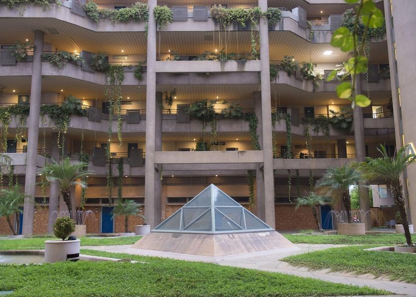  Zouk Mosbeh Interior Entrance