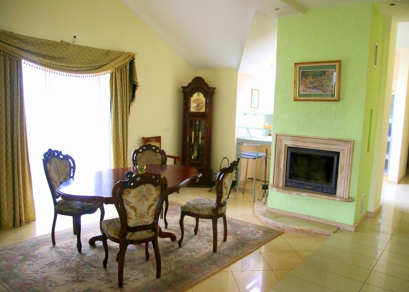  Klaipeda Interior Entrance