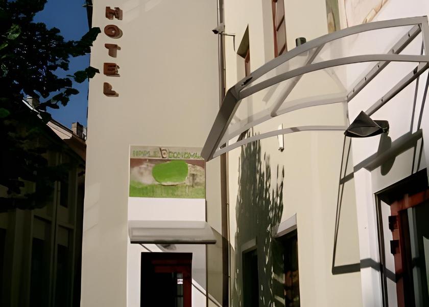  Kaunas exterior view