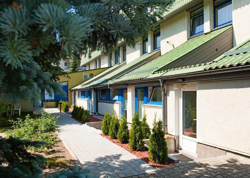  Palanga Exterior Detail