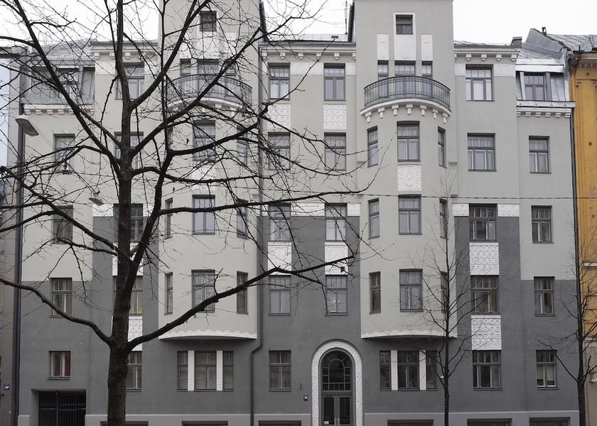  Riga Exterior Detail
