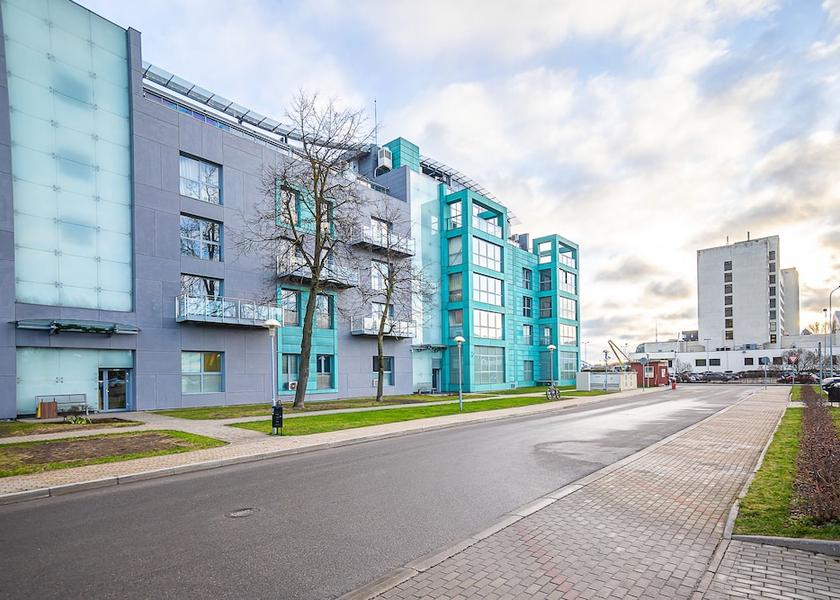  Riga Exterior Detail