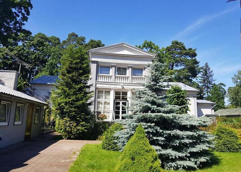  Jurmala Exterior Detail