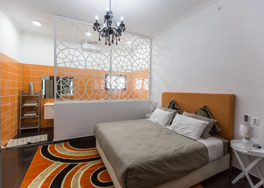  Maputo Room