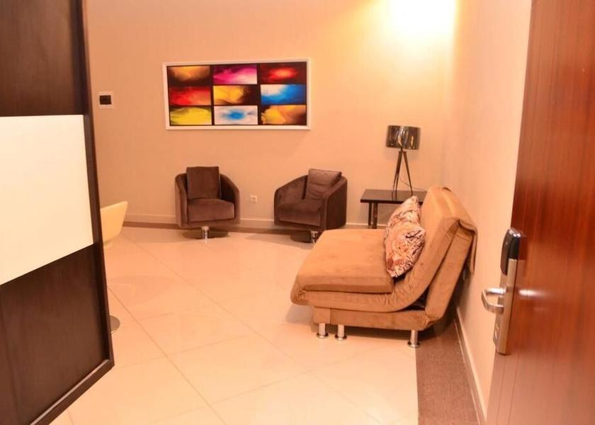  Nampula Interior Entrance