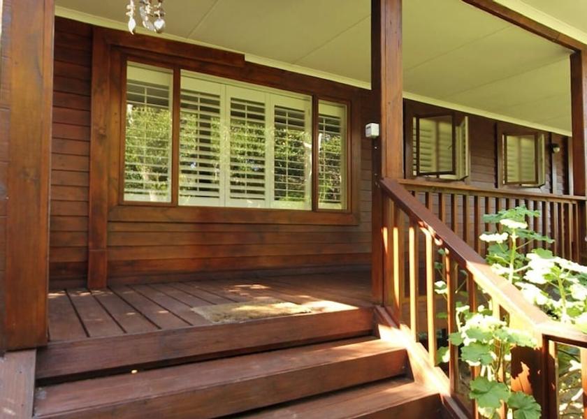  Ponta d'Ouro Exterior Detail