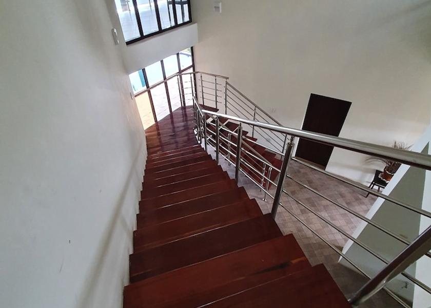  Tete Interior Entrance