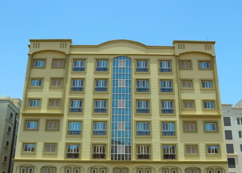  Muscat Exterior Detail
