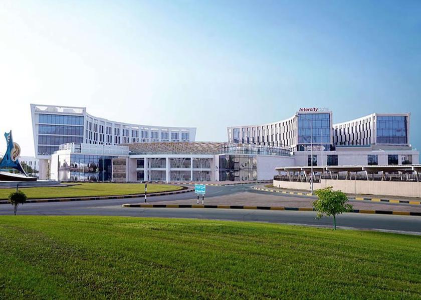  Muscat Primary image