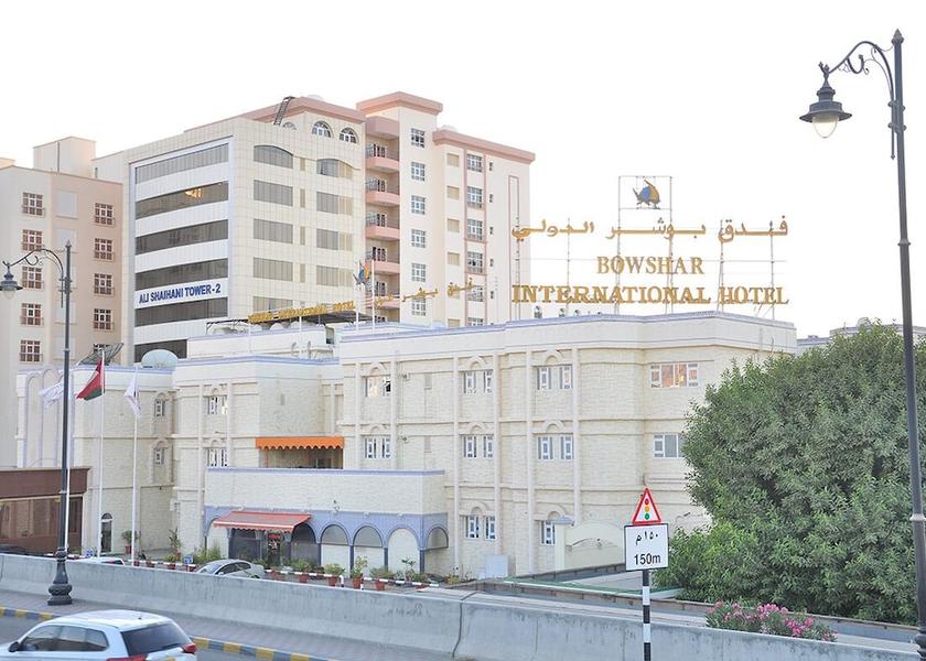  Muscat Exterior Detail