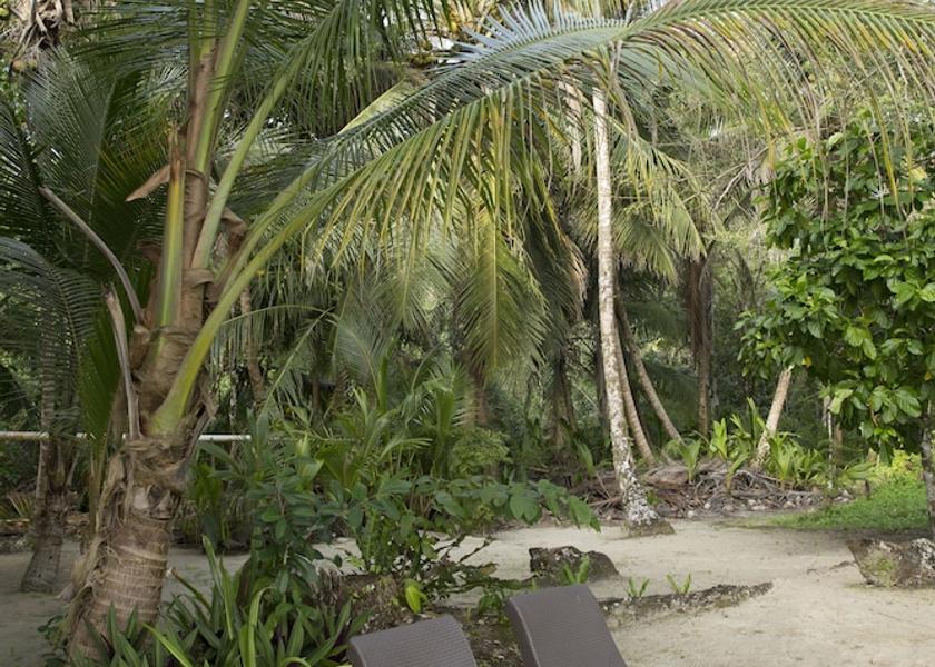 Bocas del Toro Isla Bastimentos Exterior Detail