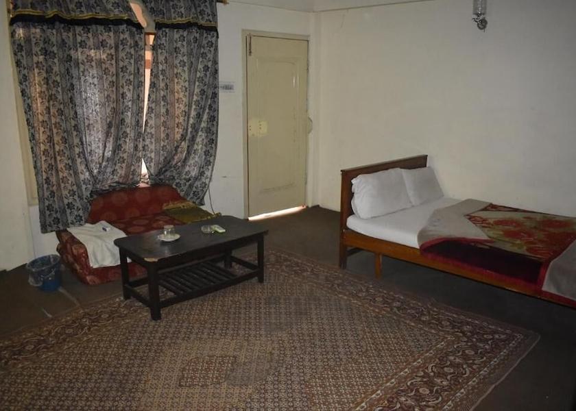  Gilgit Room