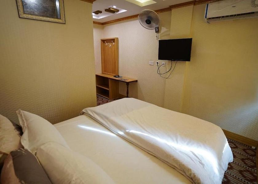  Gilgit Room