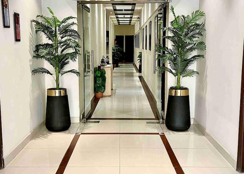 Sindh Karachi Property entrance