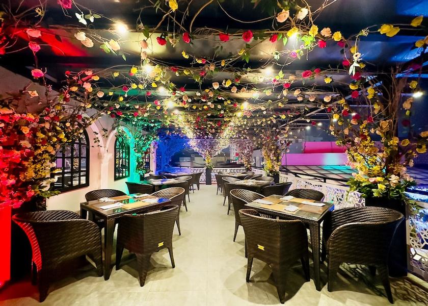  Lahore Terrace