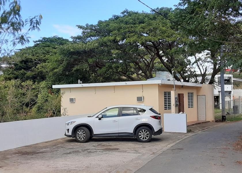  Vieques Exterior Detail