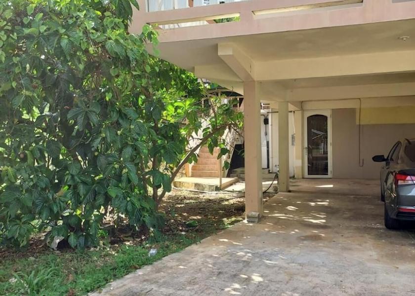  Dorado Exterior Detail