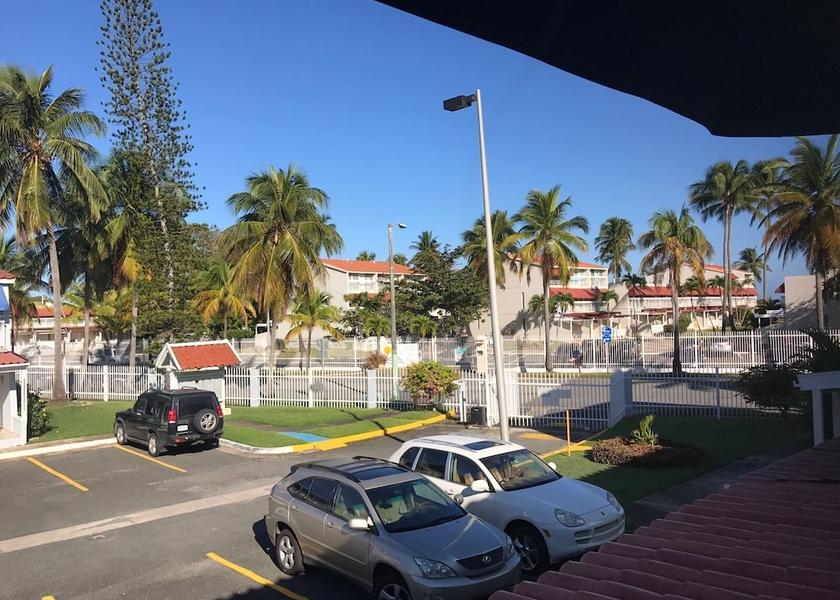  Dorado Exterior Detail