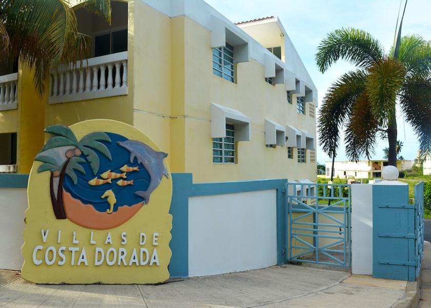  Isabela Entrance