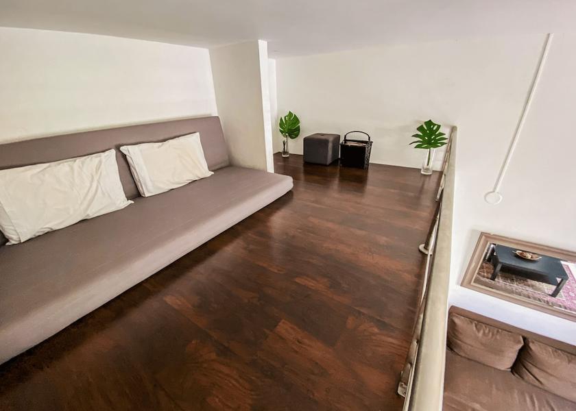  Ponce Interior Entrance