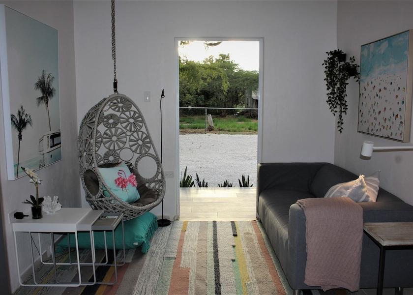  Cabo Rojo Interior Entrance