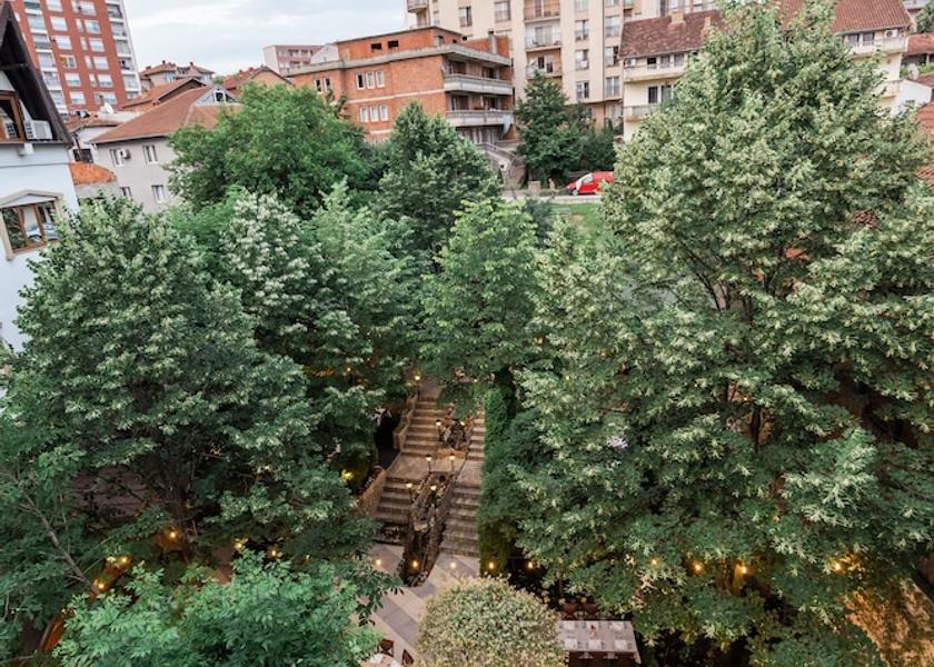 Kosovo Pristina Garden