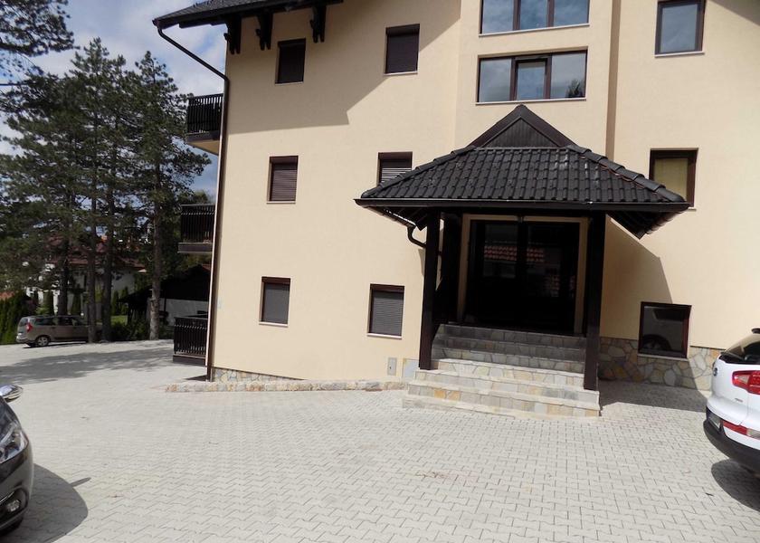  Zlatibor Exterior Detail