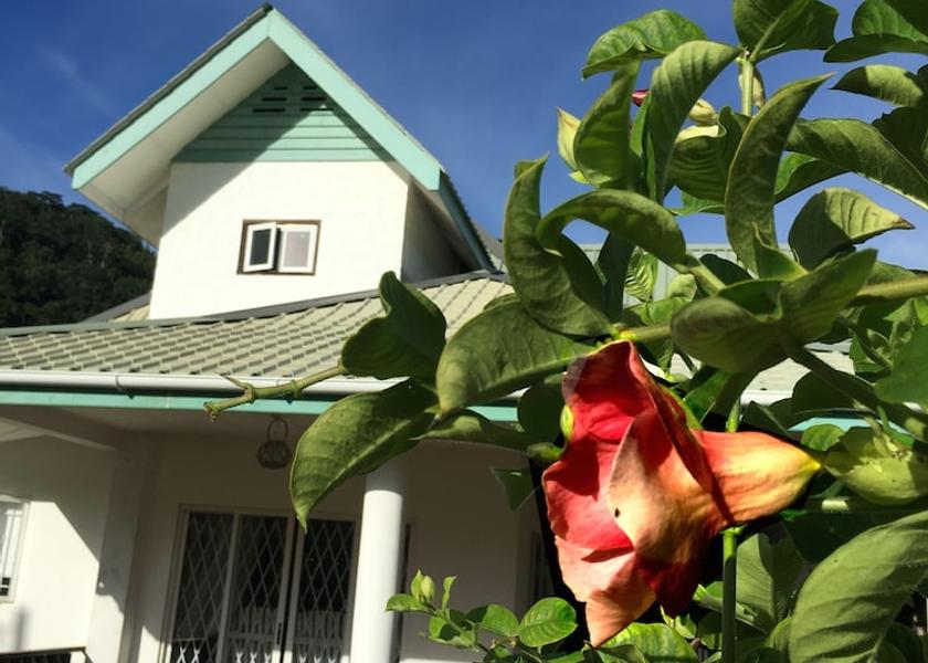  La Digue Exterior Detail