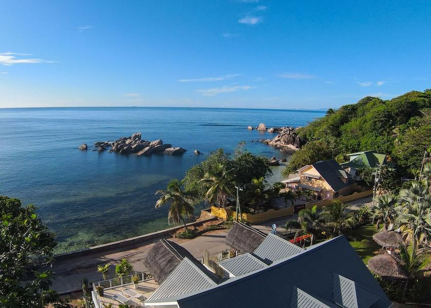 Baie Sainte Anne Praslin Island Primary image