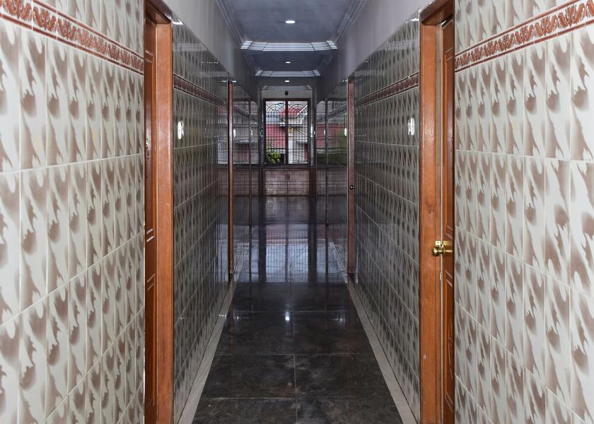 Andhra Pradesh Tirupati Public Areas