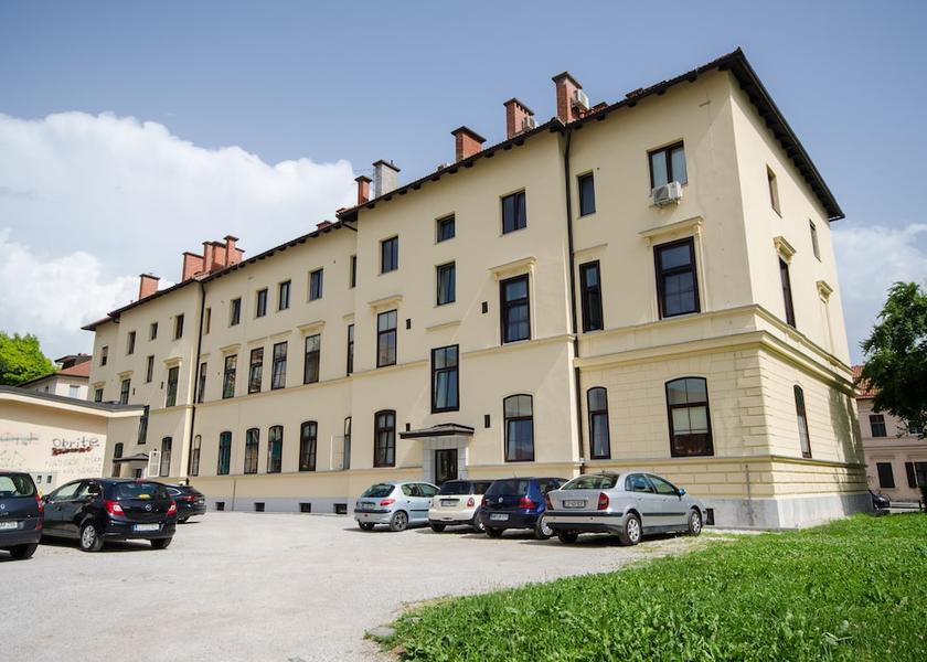  Ljubljana Exterior Detail