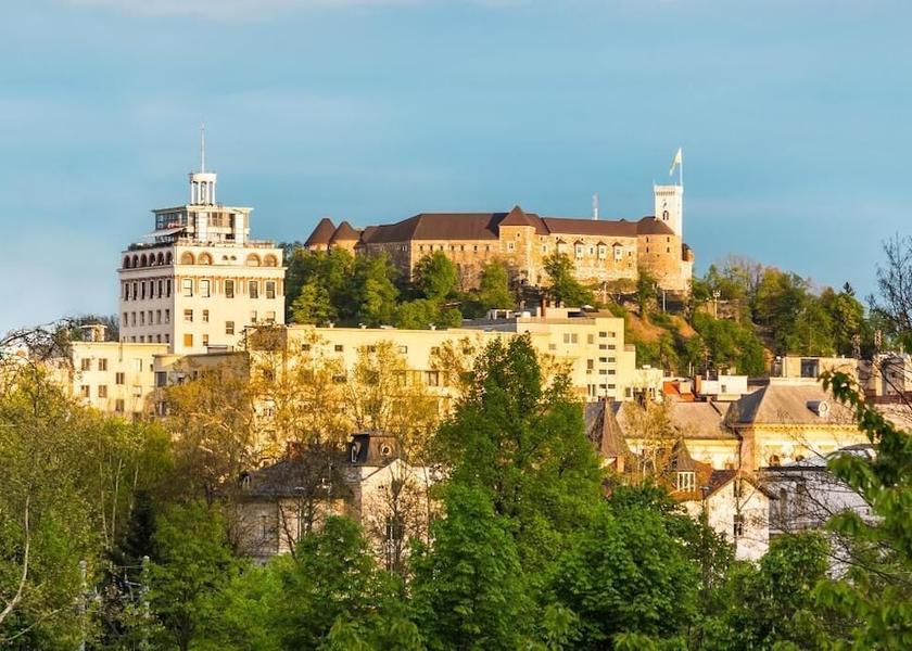  Ljubljana Exterior Detail