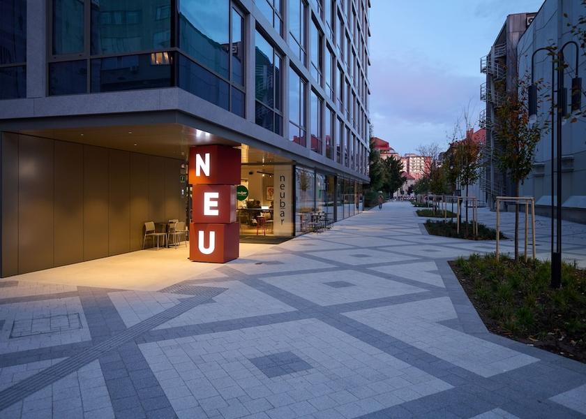  Ljubljana Exterior Detail