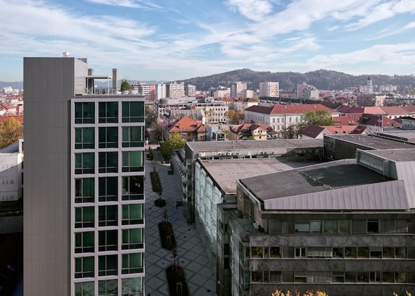  Ljubljana Exterior Detail