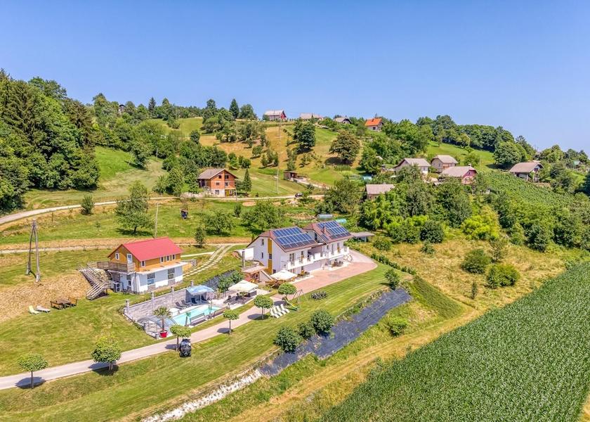  Trebnje Exterior Detail